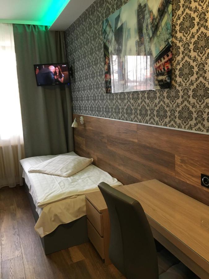 A&P Motel Миколув Экстерьер фото