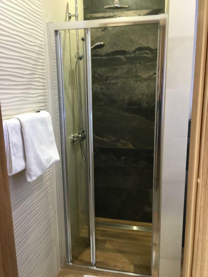 A&P Motel Миколув Экстерьер фото