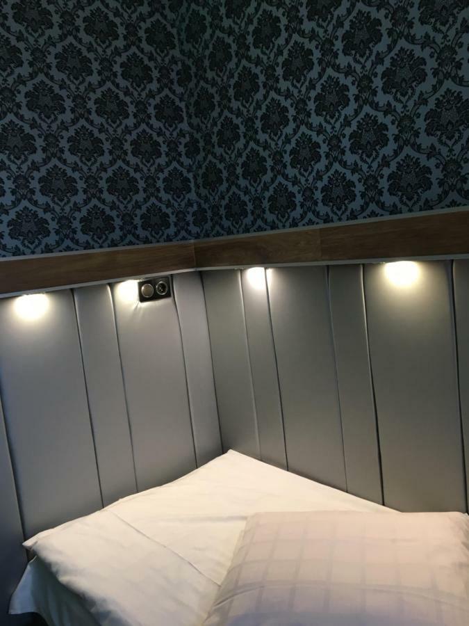 A&P Motel Миколув Экстерьер фото